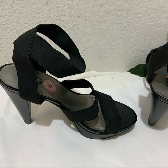 GBG Los Angeles size 10 black heels - Picture 4 of 10